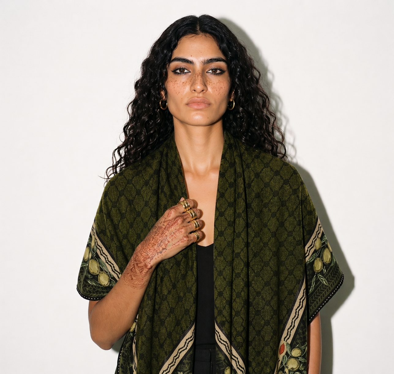 Farah Cashmere Shawl 🫒