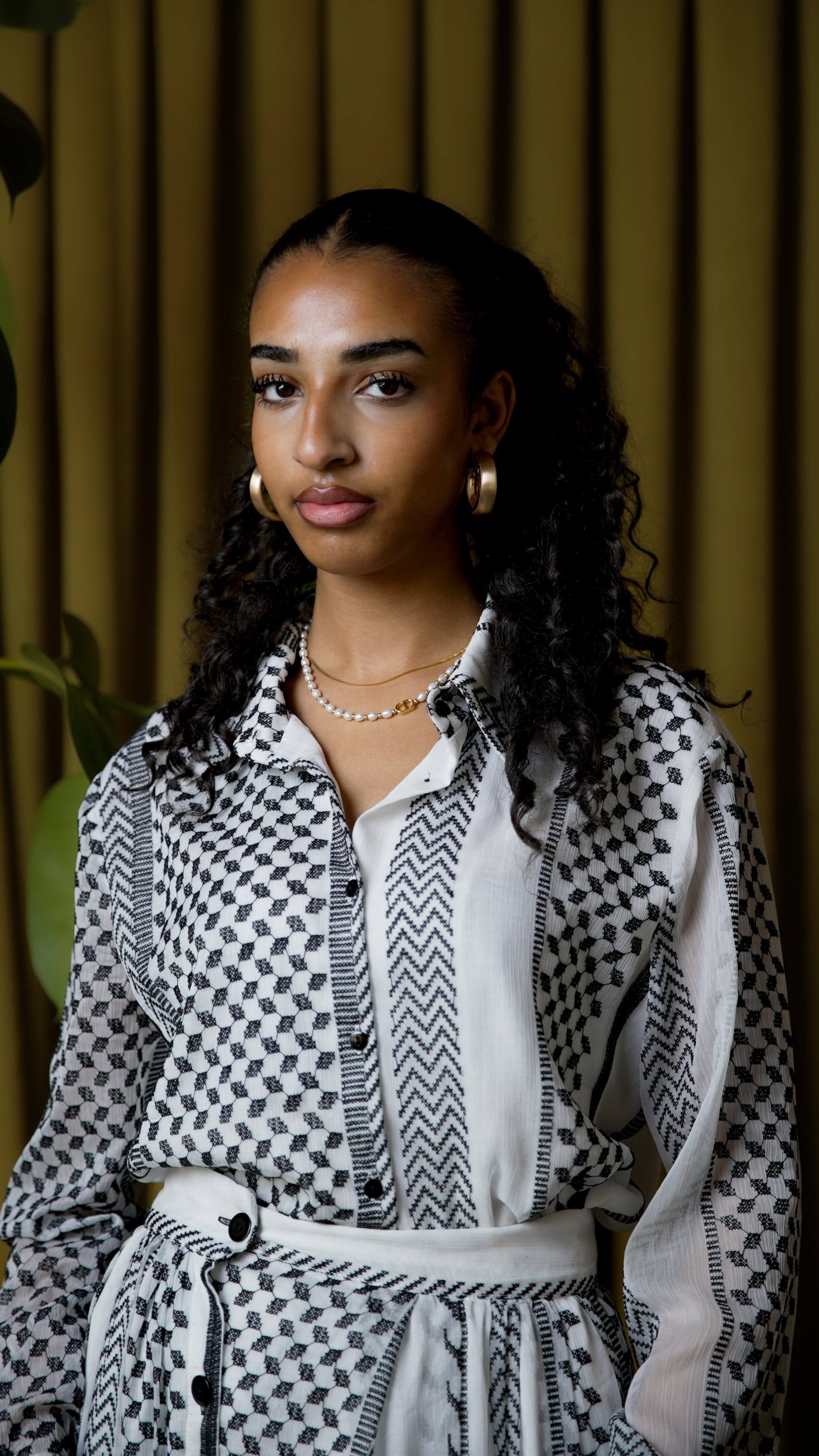 KEFFIYEH TEXTURED SHIRT / BW